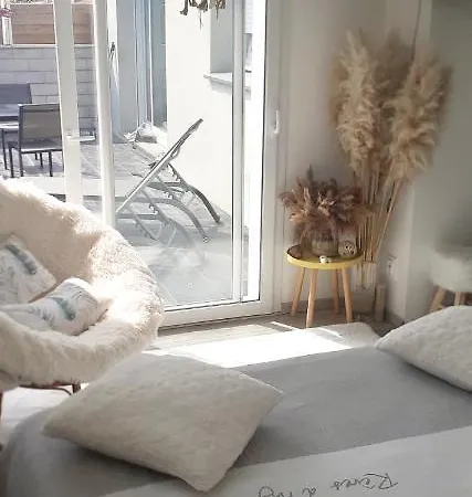 Cote D Opale - Chaleureuse Homestay szállás *